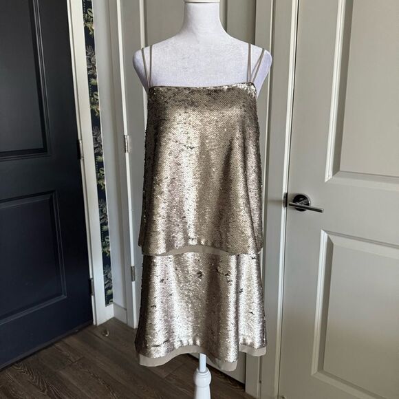 Banana Republic Metallic Tiered Sequins and Silk Cocktail Dress Size 8 - Picture 1 of 8